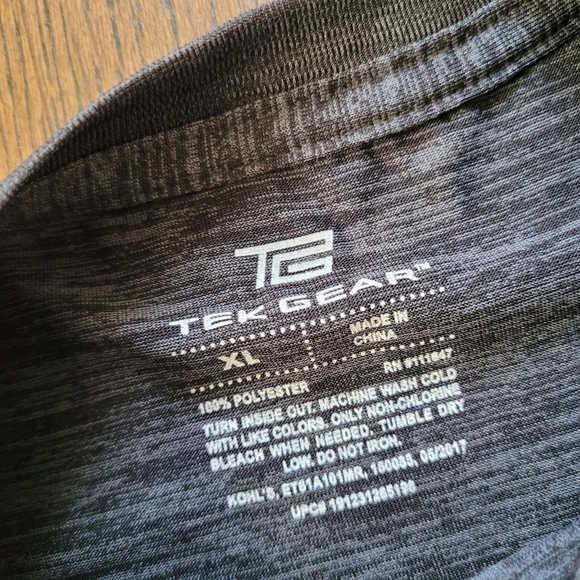 Tek Gear Charcoal Heather Gray Voltage Football Sleeveless Shirt Size Boys XL - Picture 6 of 6